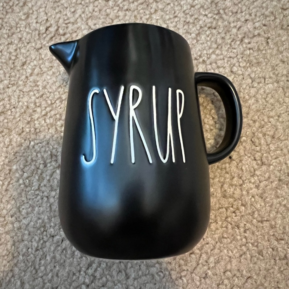 Rae Dunn syrup